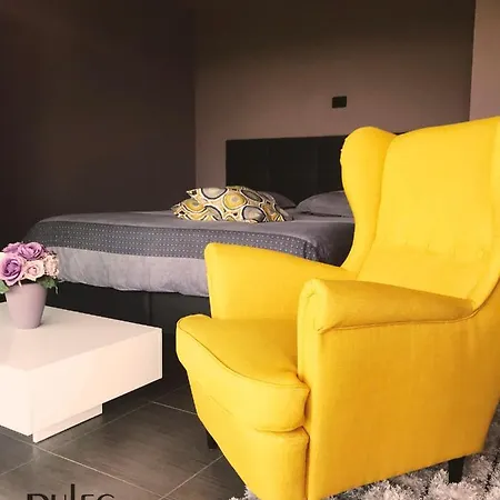 Apartma Sobe Pulec Dobrovo Buitenkant foto