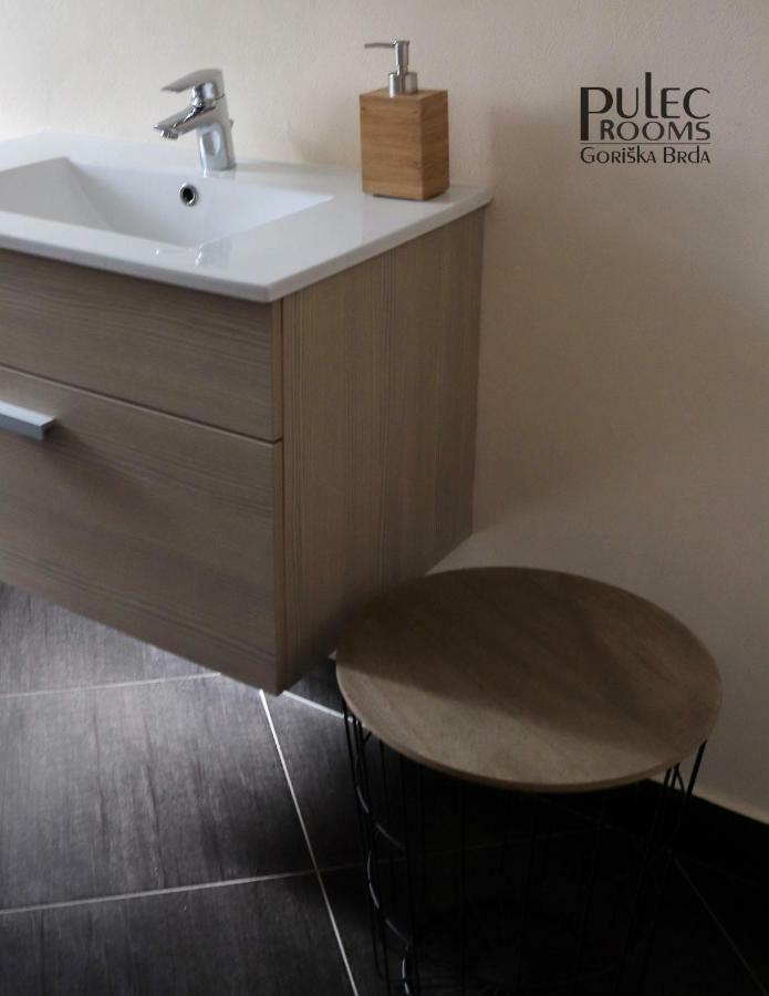 Apartma Sobe Pulec